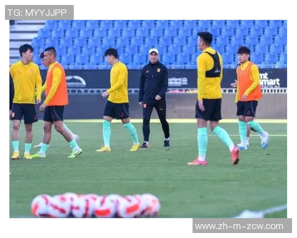 中国足球迎战巴勒斯坦队全力争胜展现实力与团结精神 中国足球迎战巴勒斯坦队全力争胜展现实力与团结精神